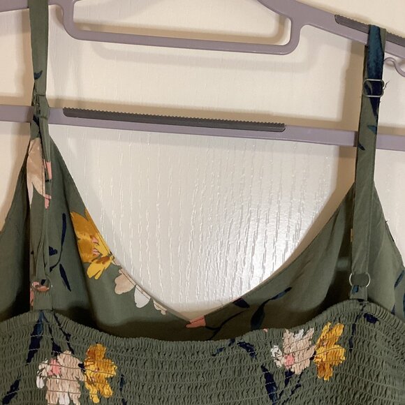 Old Navy Cami Women's Green Floral Dress Size XXL Adjustable Straps Smocking - Picture 8 of 10
